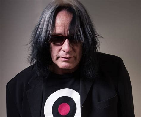 Musician todd rundgren - Todd Rundgren talks about his coming collaborations album, 'Space Force,' plus Rock Hall of Fame honors and surging TV/film sync popularity.